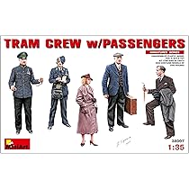 Amazon | ミニアート(Miniart) 1/35 ドイツ民間人 着座姿勢 30