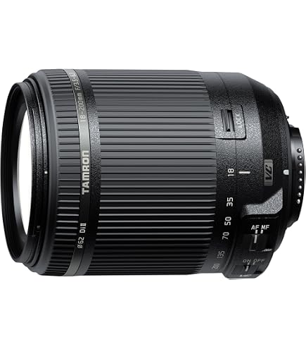 Nikon 18-200mm f/3.5-5.6G ED VR IIレンズ