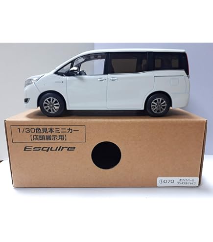Amazon | 1/30 トヨタ 新型エスクァイア Esquire 後期 エスクワイア
