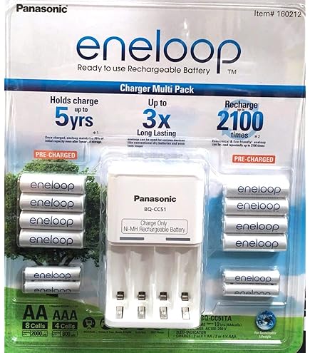 Panasonic PEPCHLCD eneloop Pro with USB Output lader, voor 1-4 AA/AAA NiMH- batterijen, met USB-uitgang, LCD-display, Refresh-functie & 10 veiligheidsfuncties,zwart