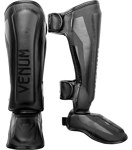 未使用VENUMキッズヘッドギアChallenger黒　S/M Amazon | Venum Challenger キッズ ヘッドギア - ブラック/ブラック