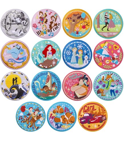 Amazon | バンダイ(BANDAI) Disney Characters 刺繍缶バッジビスケット