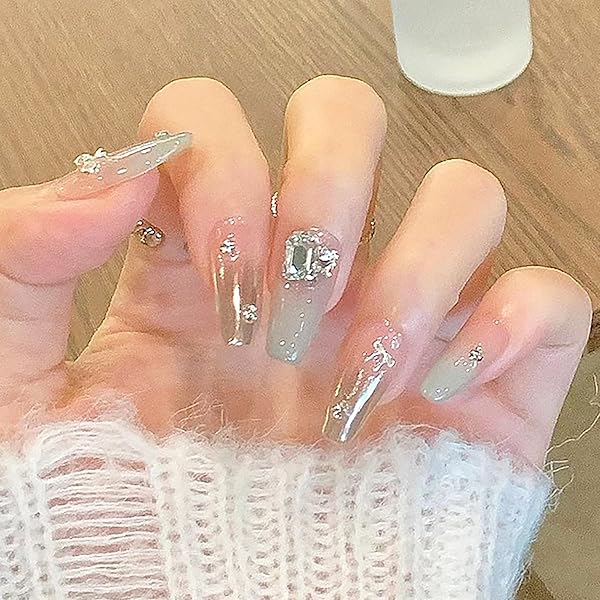 Amazon | [Yurixbox] ネイルチップ ロング 長め 黒 地雷系 韓国 付け爪