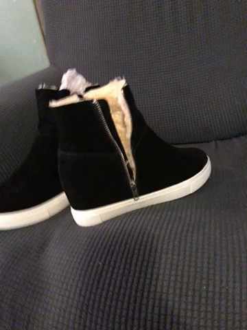 universal thread wedge sneakers