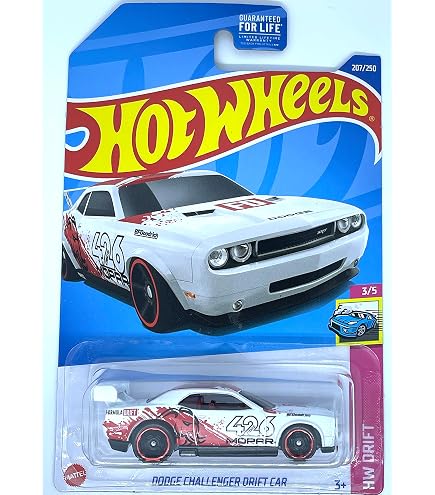 Greenlight 1/64 Diecast Model Car - 2009 Challenger R/T HEMI Hurst Edition, White With Gold Stripes