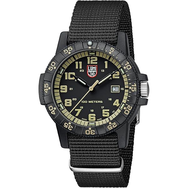 Amazon.co.jp: [ルミノックス] 腕時計 Black 8880 Series