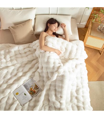 Amazon｜BEDELITE 毛布 セミダブル ブランケット 160×200cm クリーム 2