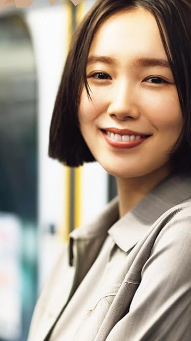 飯豊まりえ  iPhone/Androidスマホ壁紙(720×1280)-1 - 東京カレンダー 2025年 7月号