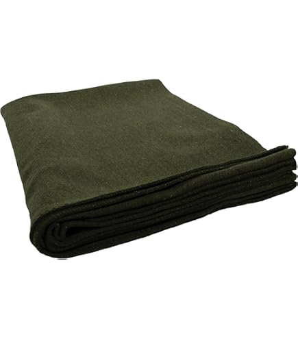 Amazon｜陸上自衛隊 旧タイプ毛布 中古状態は綺麗です自衛隊 70年代