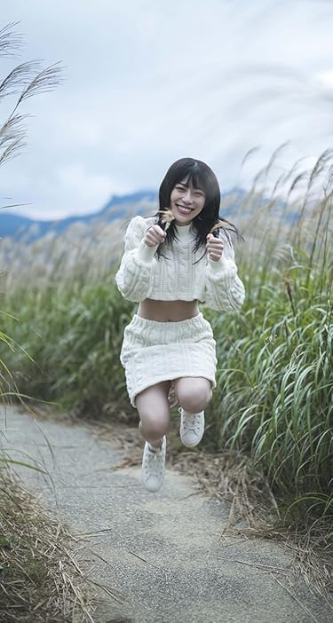 女性アイドルグループ - 東村 芽依（ひがしむら めい）