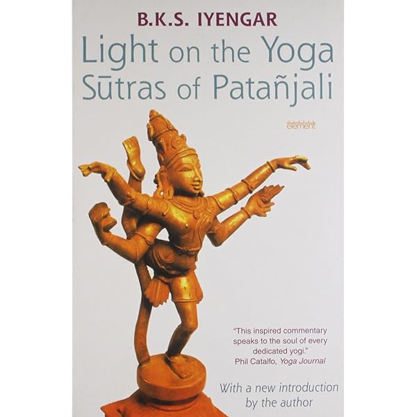 Amazon.co.jp: Art of Yoga : Iyengar, B. K. S.: 洋書