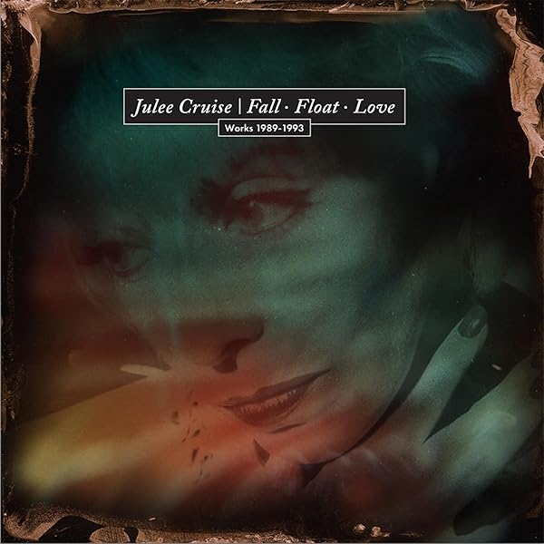 ジュリー・クルーズ／フローティング・イントゥ・ザ・ナイト Julee Cruise / ジュリー・クルーズ「Floating Into The Night【輸入盤