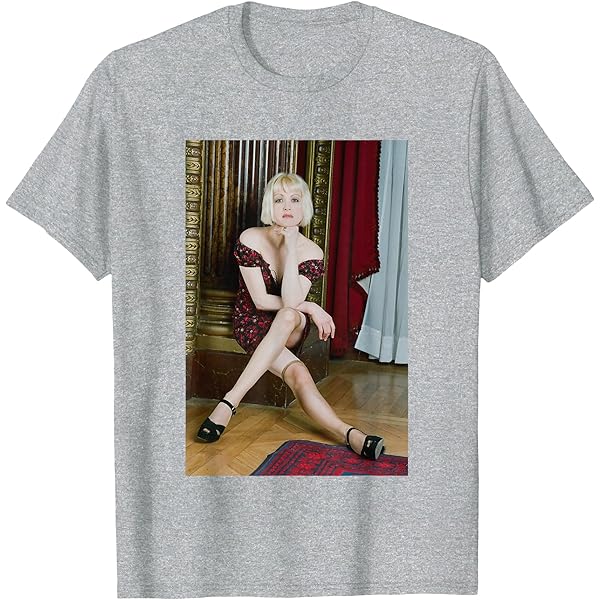 Amazon | [マンブルズ] シンディ ローパー Tシャツ TWELVE DEADLY GUNS