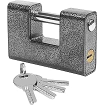 Amazon | 頑丈な南京錠 1KG パッドロック 4つの鍵付き Kurtzy社
