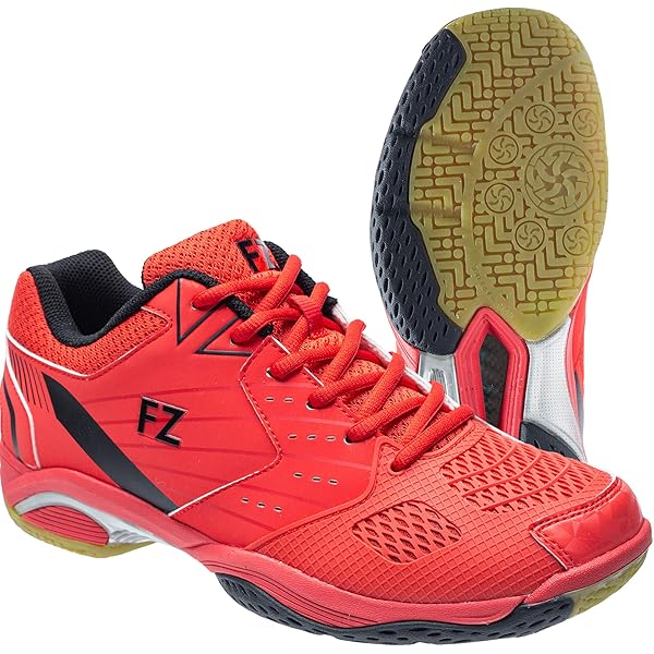 HOKA M CARBON×2 陸上　ホカオネオネ ホカ オネオネの長距離向けカーボンプレート搭載シューズ