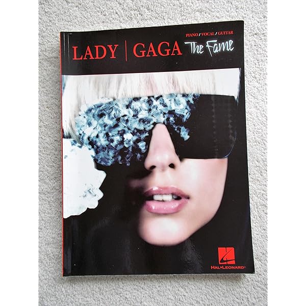 Lady Gaga - Artpop : Gaga, Lady: Amazon.sg: Books