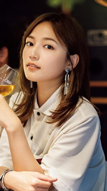 川口春奈  iPhone/Androidスマホ壁紙(640×1136)-1 - 東京カレンダー 2024年 11月号