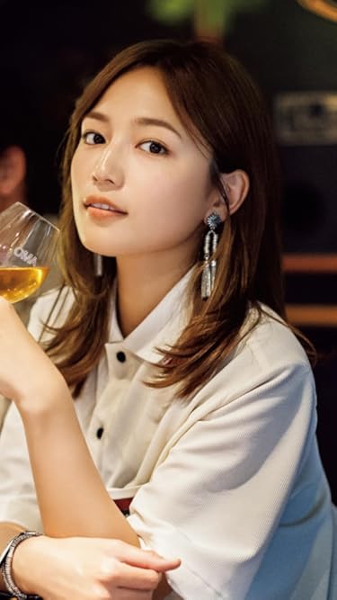 川口春奈  iPhone/Androidスマホ壁紙(540×960)-1 - 東京カレンダー 2024年 11月号