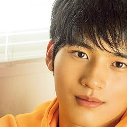 水上恒司(岡田健史)の人気壁紙画像 珈琲を飲む岡田健史さん
