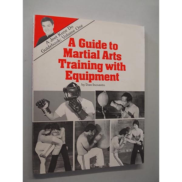 Amazon | Absorb What Is Useful (Jeet Kune Do Guidebook Vol 2