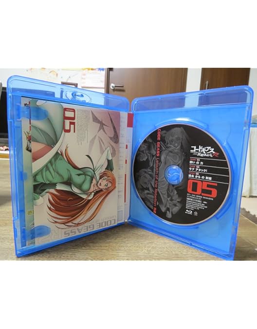 コードギアス 反逆のルルーシュ&R2 セット　Blu-ray Amazon.co.jp: コードギアス 反逆のルルーシュ R2 volume01 [Blu-ray