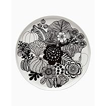 マリメッコ Tiiliskivi テーブルランナー Amazon｜MARIMEKKO Pieni Tiiliskivi テーブルランナー — 象徴的