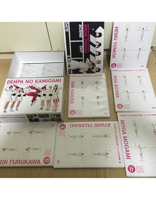 Amazon.co.jp: でんぱの神神DVD 神BOXビリテン : 古川未鈴, 相沢梨紗