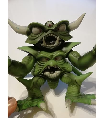 ドラクエ　デスピサロ　ソフビモンスター　メタリックカラー Amazon.co.jp: ドラゴンクエスト ソフビモンスター 限定メタリック
