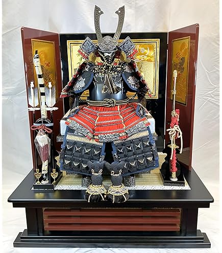 Amazon | 【武者人形】5号鎧武者 采配：嘉房作【五月人形】【ご進物