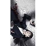 木村文乃 iPhone SE第2～3世代 8～6 壁紙 視差効果 『石の繭』如月塔子　タイトスカートのスーツで拳銃