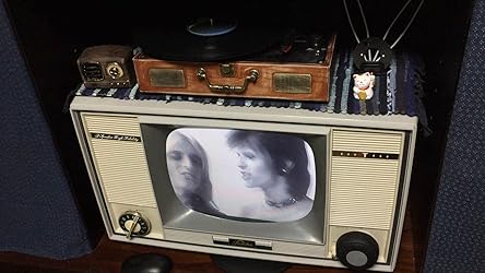 Amazon Co Jp Record Player Amzdeal Turntable Retro 3 Speed Multi Function Usb Sd Mmc Plug With Built In Stereo Speaker Headphones With 2 Speakers Fm Radio 3 5mm Rca Output Portable Electronics Cameras