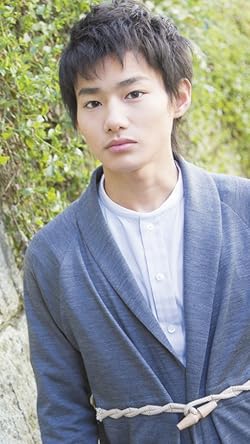野村周平の人気壁紙画像 「35歳の高校生」に出演していた野村周平さん。