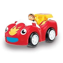 真っ赤な車で速くかっこよく！