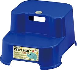 お子様のためのステップ。洗面所やお手洗いで大活躍