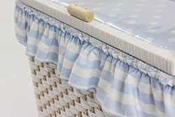 甘過ぎないフリルがオシャレ