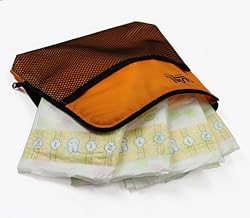 おむつが3-4枚はいる