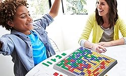 残ったピースのマスの数が少ないプレイヤーが勝ちとなる