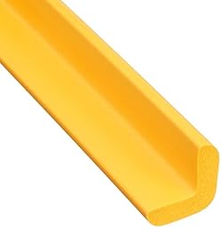 クッション性の高い素材を使用した、セイフティグッズ