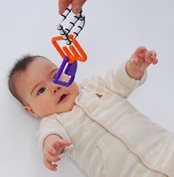 つなげて外して手指の発達に 