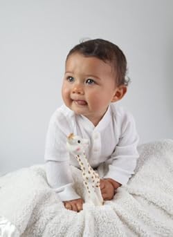 天然ゴムと食用塗料でできているので赤ちゃんにも安心