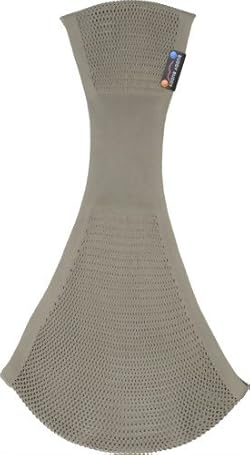 赤ちゃんを入れるだけの簡単装着。