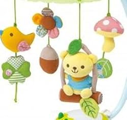 ふわふわ素材の下飾り