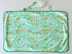 おでかけ時の授乳をサポート