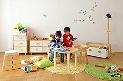 座はPVC(合成皮革)を使用