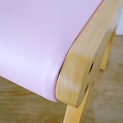 座はPVC(合成皮革)を使用