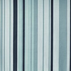 対面時も背面時も常にスムーズ走行<オート4輪>