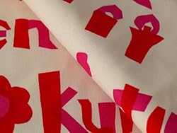 ポケットや裏地などには工夫がいっぱい