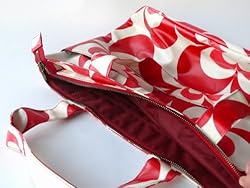 たっぷり入れても安定して使えます