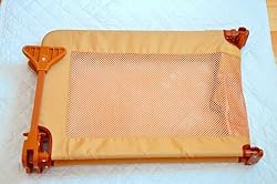 折りたたんでコンパクト。