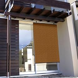 窓辺の日差し対策におすすめな日除け